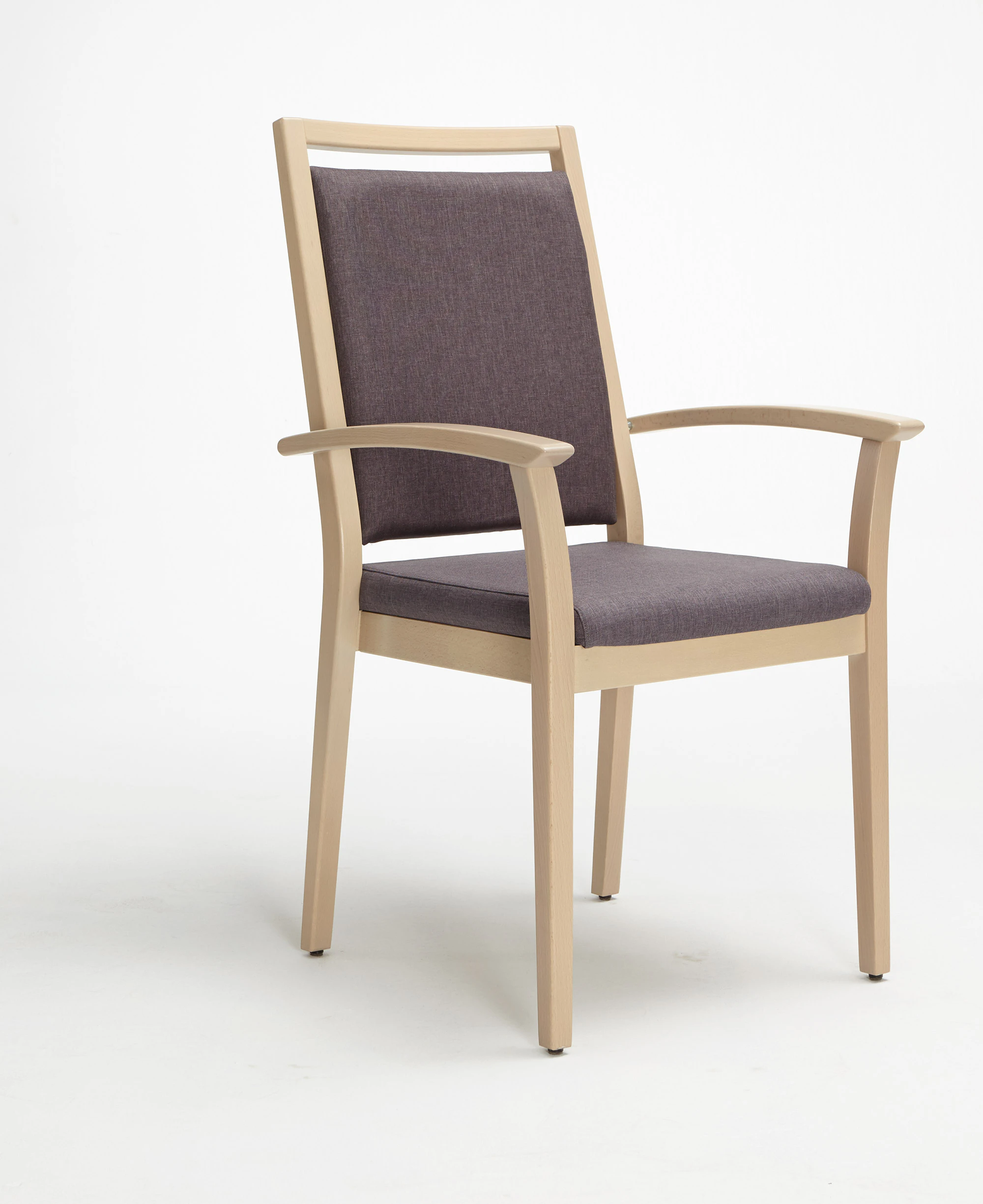 Stapelstuhl Mavo mit Armlehne und Griffbügel - Königsahorn